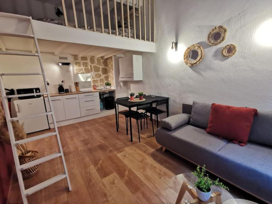 Centre Ville Montpellier - Appartement Au Coeur De L'Ecusson Extérieur photo